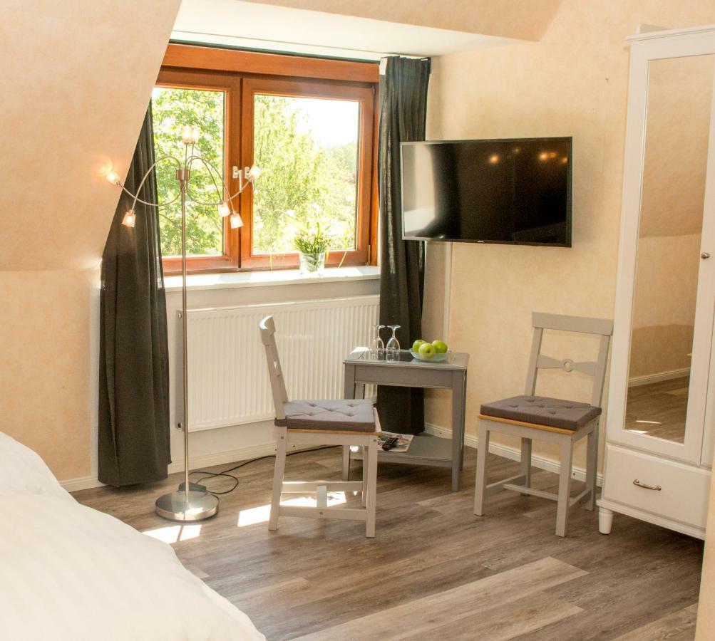Landgasthof Kasch - Hotel Und Restaurant 马兰迪 外观 照片